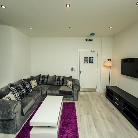 Cheerz Apartments Aberdeen Buitenkant foto